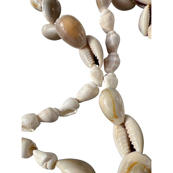 Vintage Shell Necklace Cowrie Hawaiian Surfer Vacation Beach Estate 36" - Picture 3 of 4